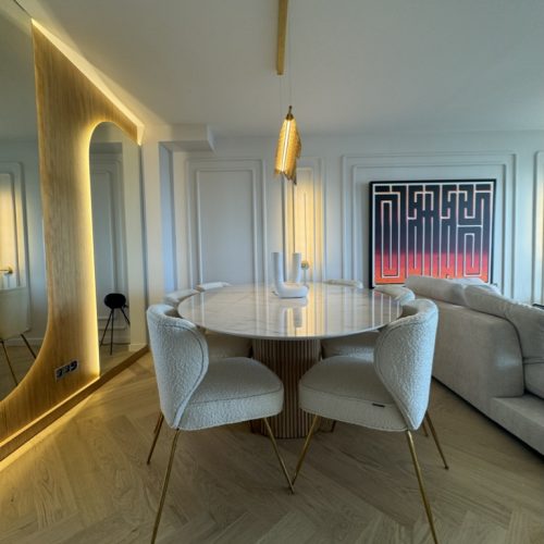 3B5F58AF-4E70-489F-9CE7-05F2C944B5A5_1_105_c