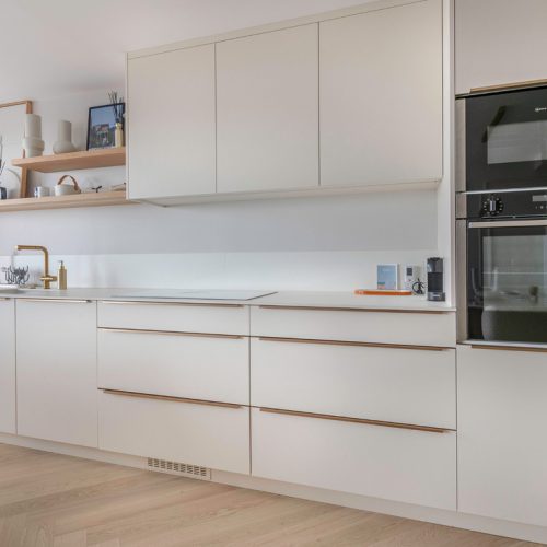 5F72F887-5359-4E60-8A9D-F36714F23F85_1_105_c